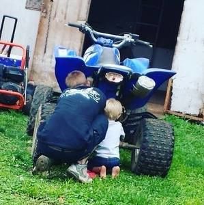 Meet your Posher, Simon